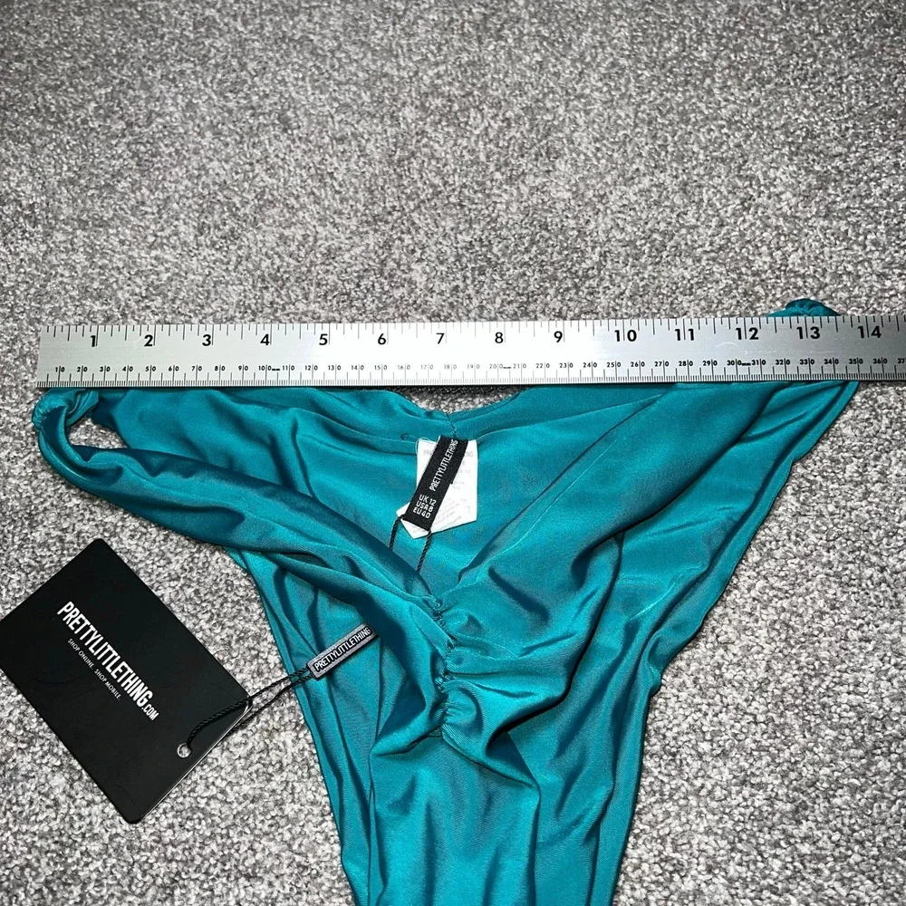 Bikini bottoms Pretty Little Thing size 8